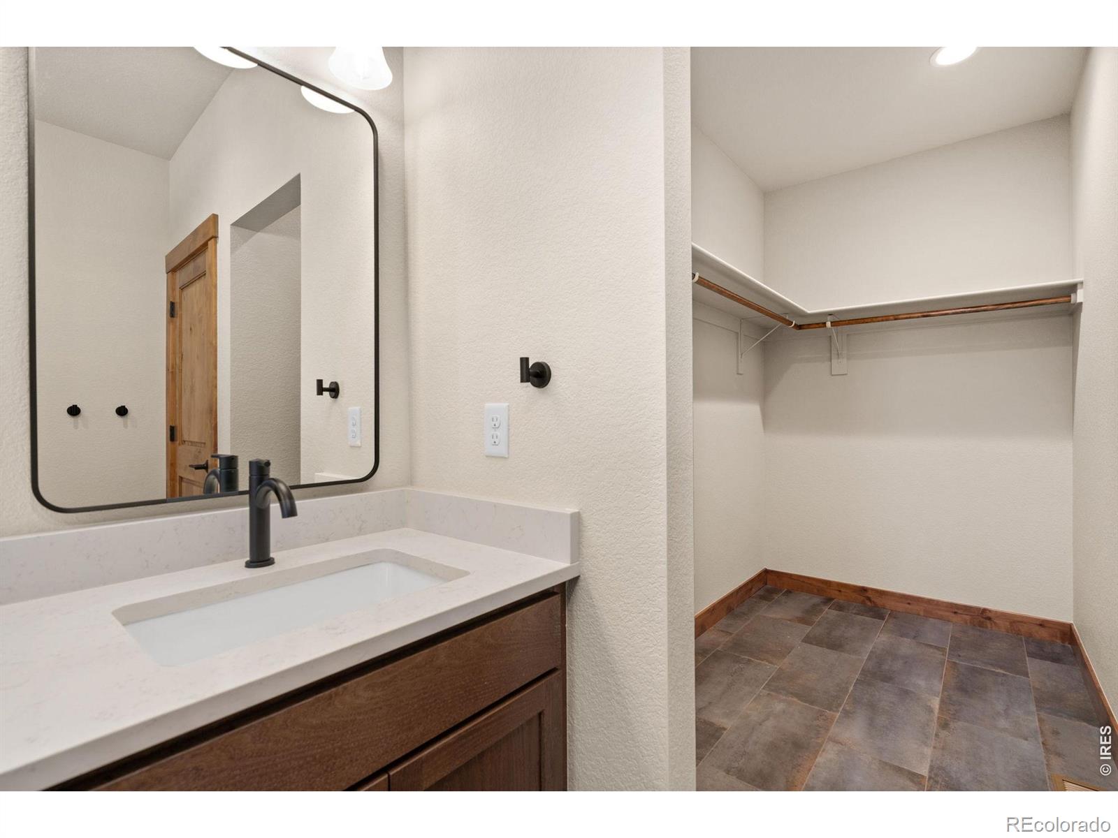 MLS Image #15 for 1726  continental peaks circle,estes park, Colorado