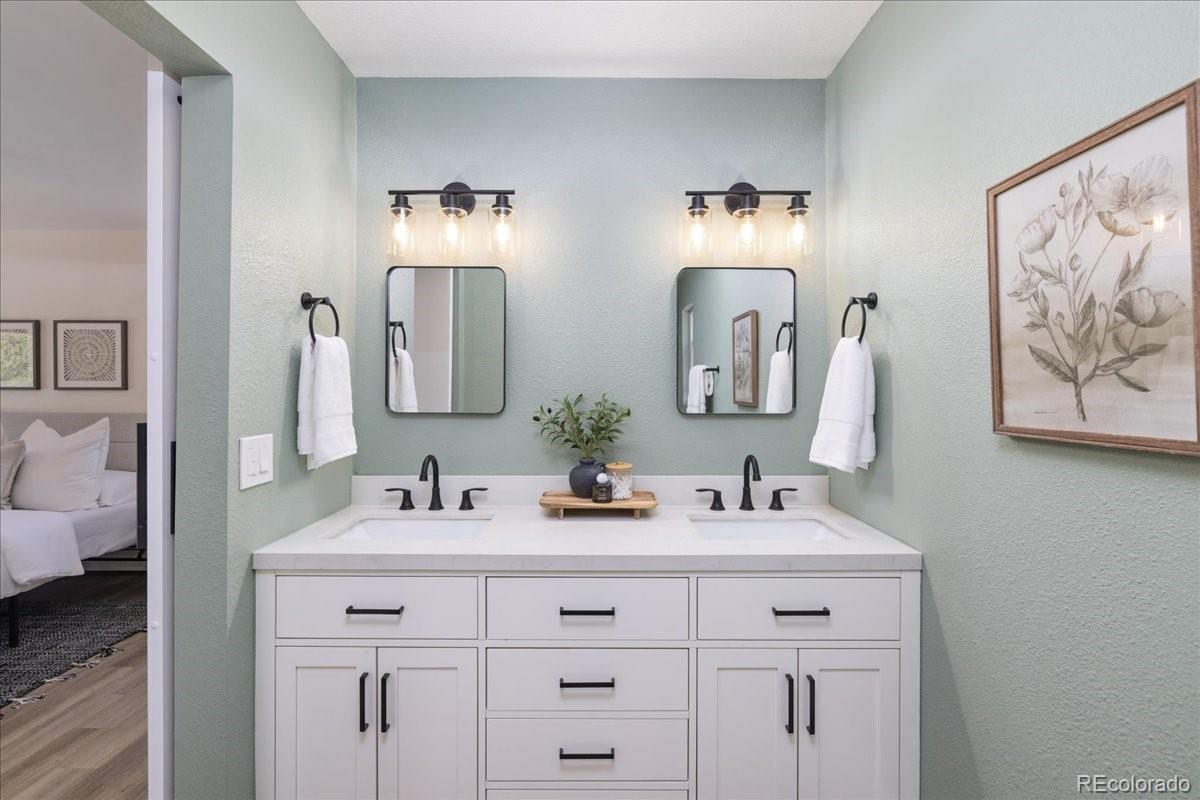MLS Image #17 for 1424 e fremont circle,littleton, Colorado
