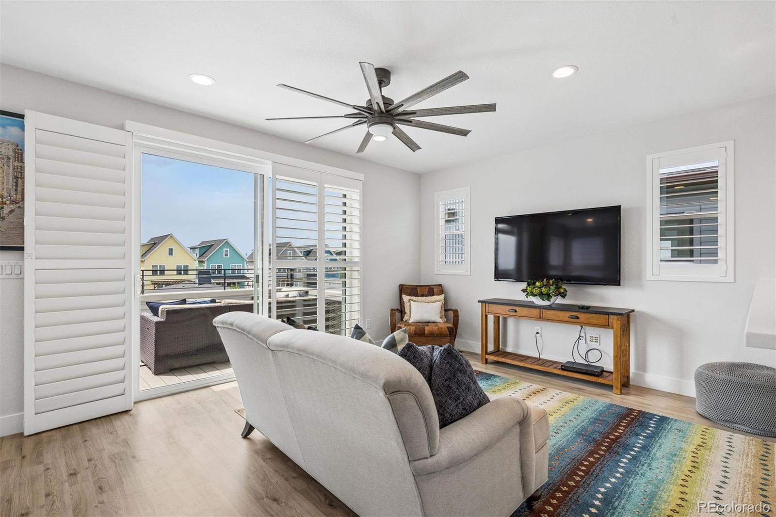 MLS Image #9 for 5884  boston street,denver, Colorado