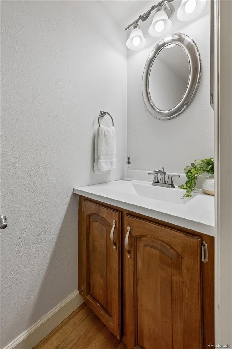 MLS Image #17 for 10812 w powers place,littleton, Colorado