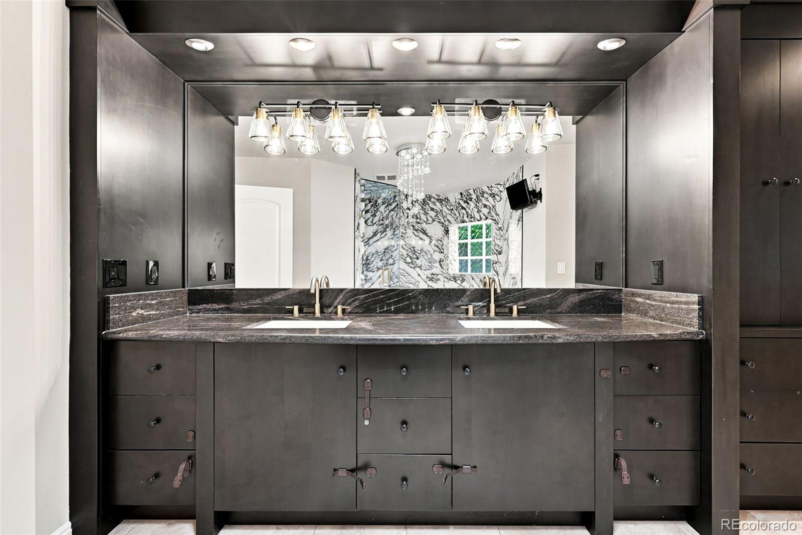 MLS Image #30 for 525 s downing street,denver, Colorado