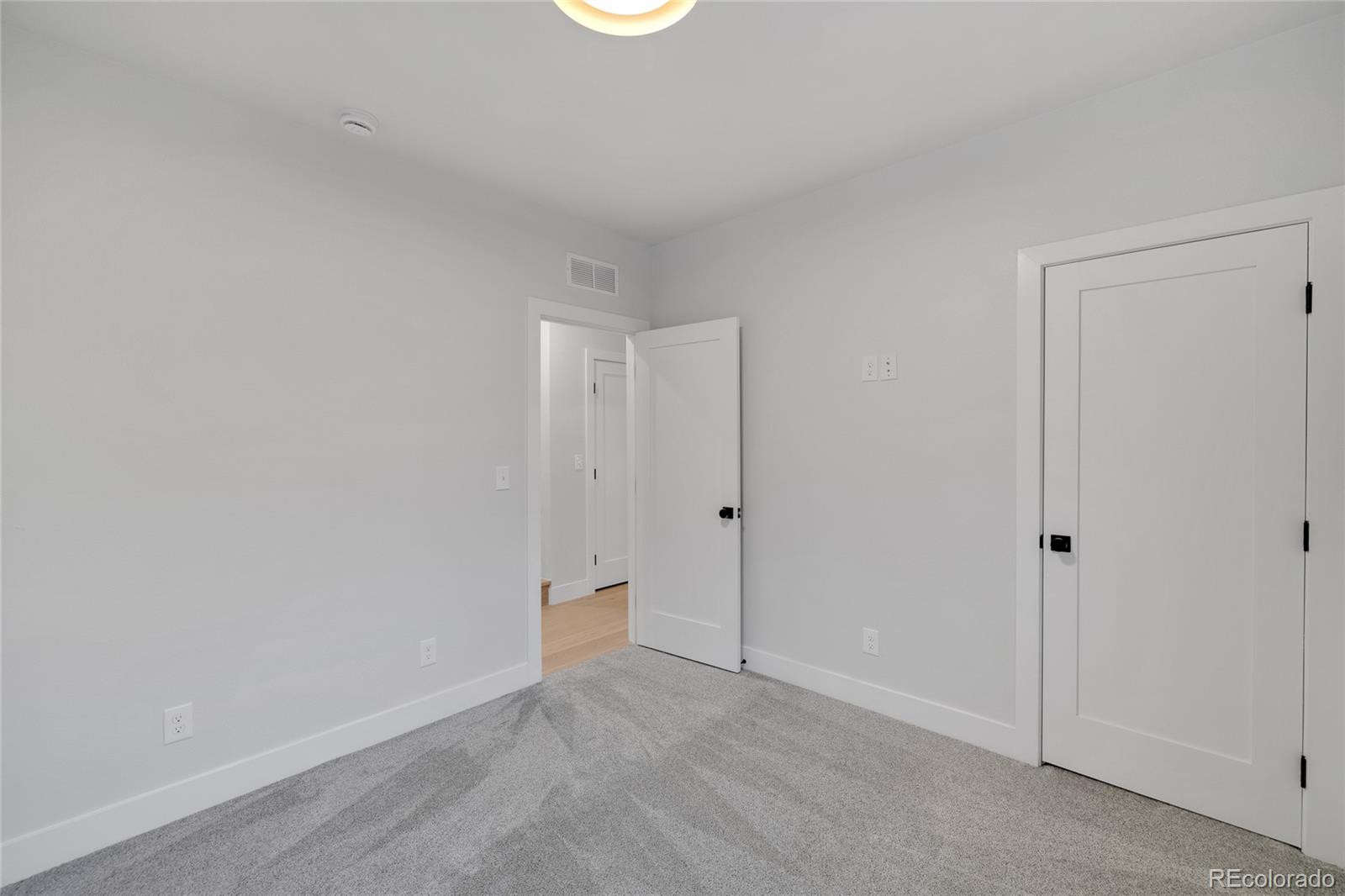MLS Image #33 for 2339 n irving ,denver, Colorado