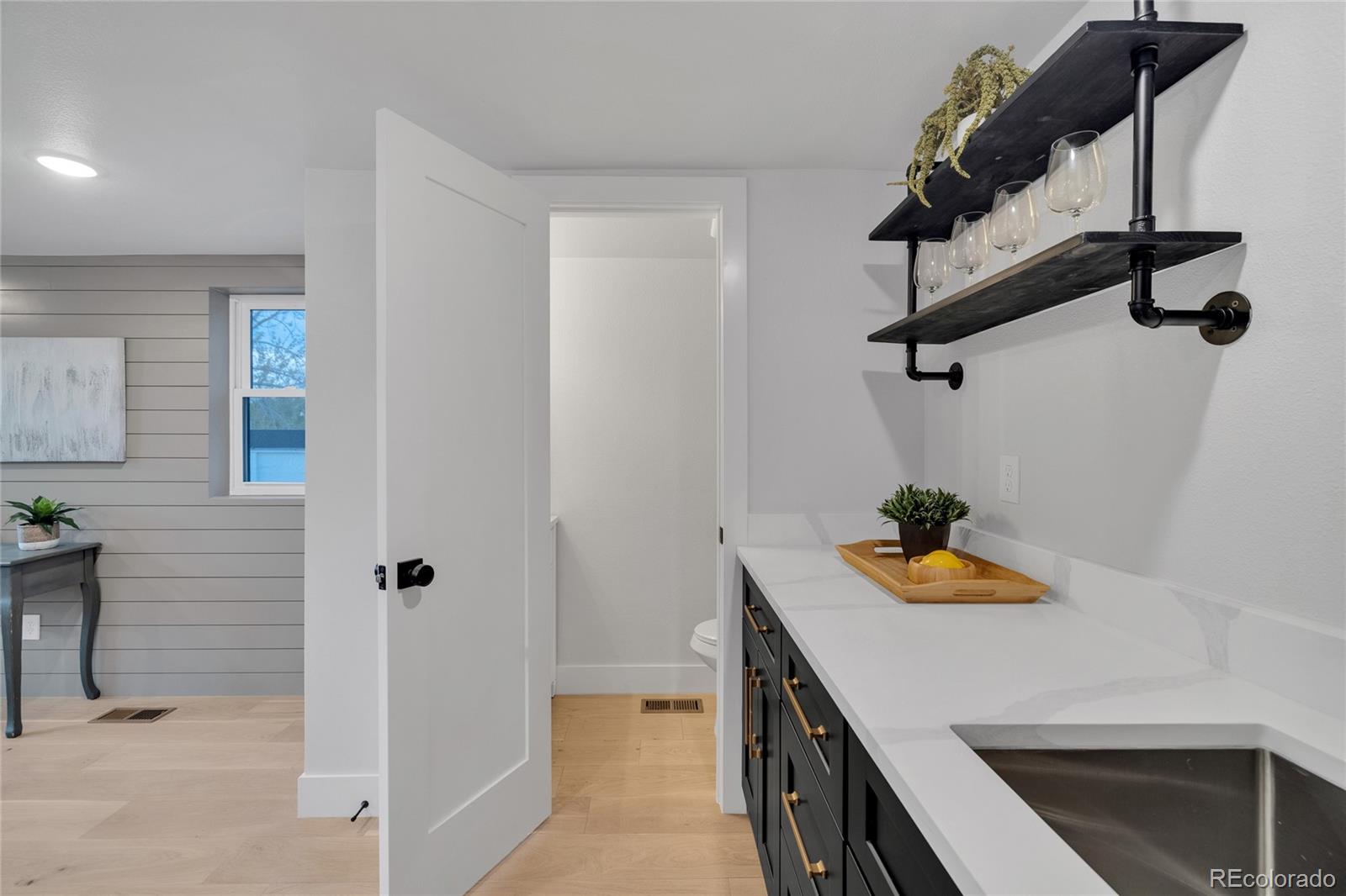 MLS Image #42 for 2339 n irving ,denver, Colorado