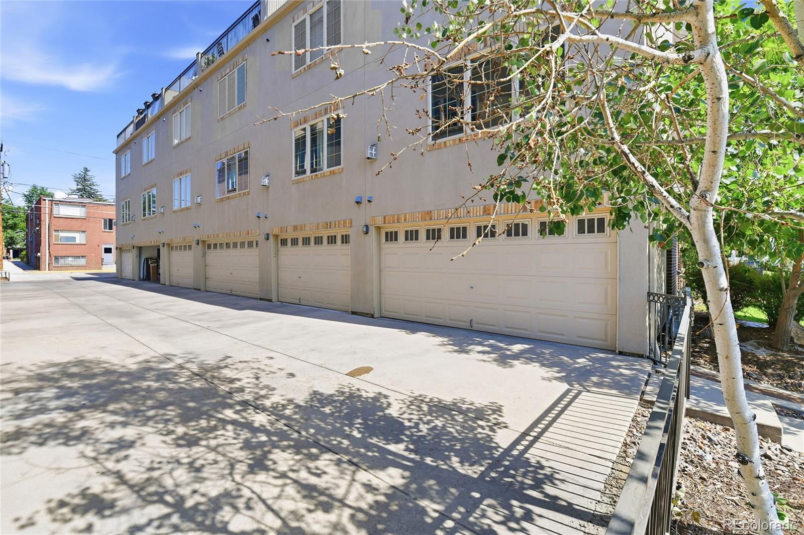 MLS Image #44 for 936 s pearl street,denver, Colorado