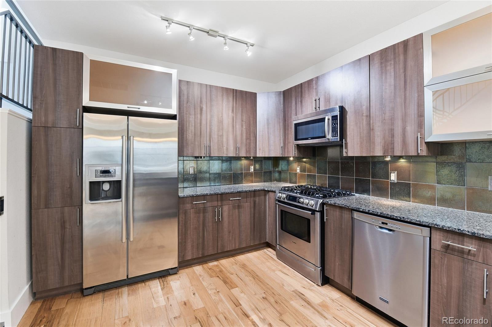 MLS Image #5 for 936 s pearl street,denver, Colorado
