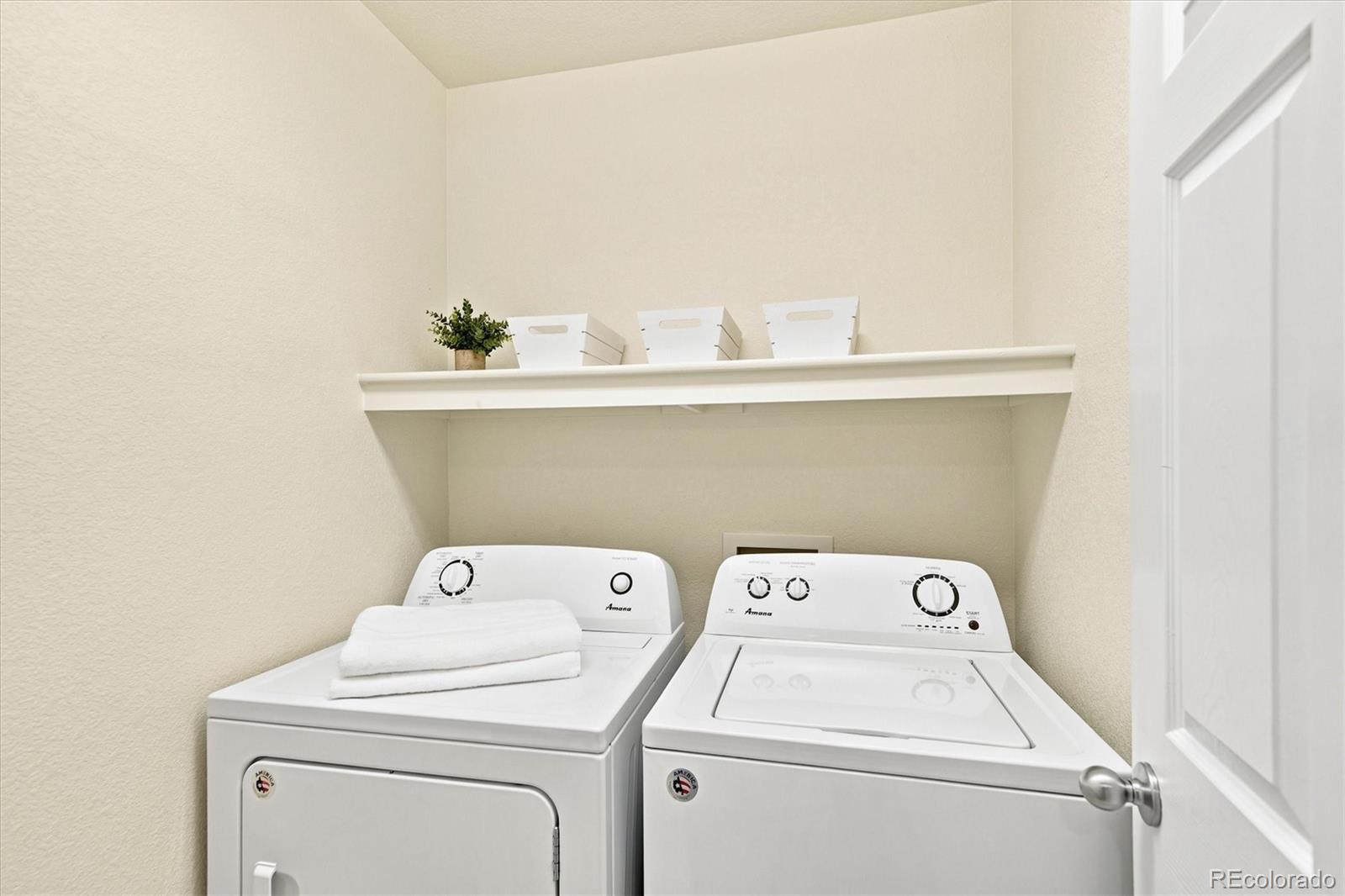 MLS Image #29 for 8705 e 29th place,denver, Colorado