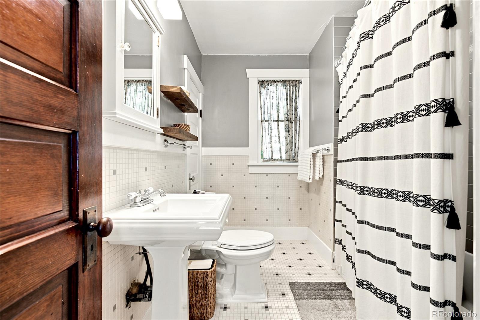 MLS Image #11 for 3947  winona court,denver, Colorado