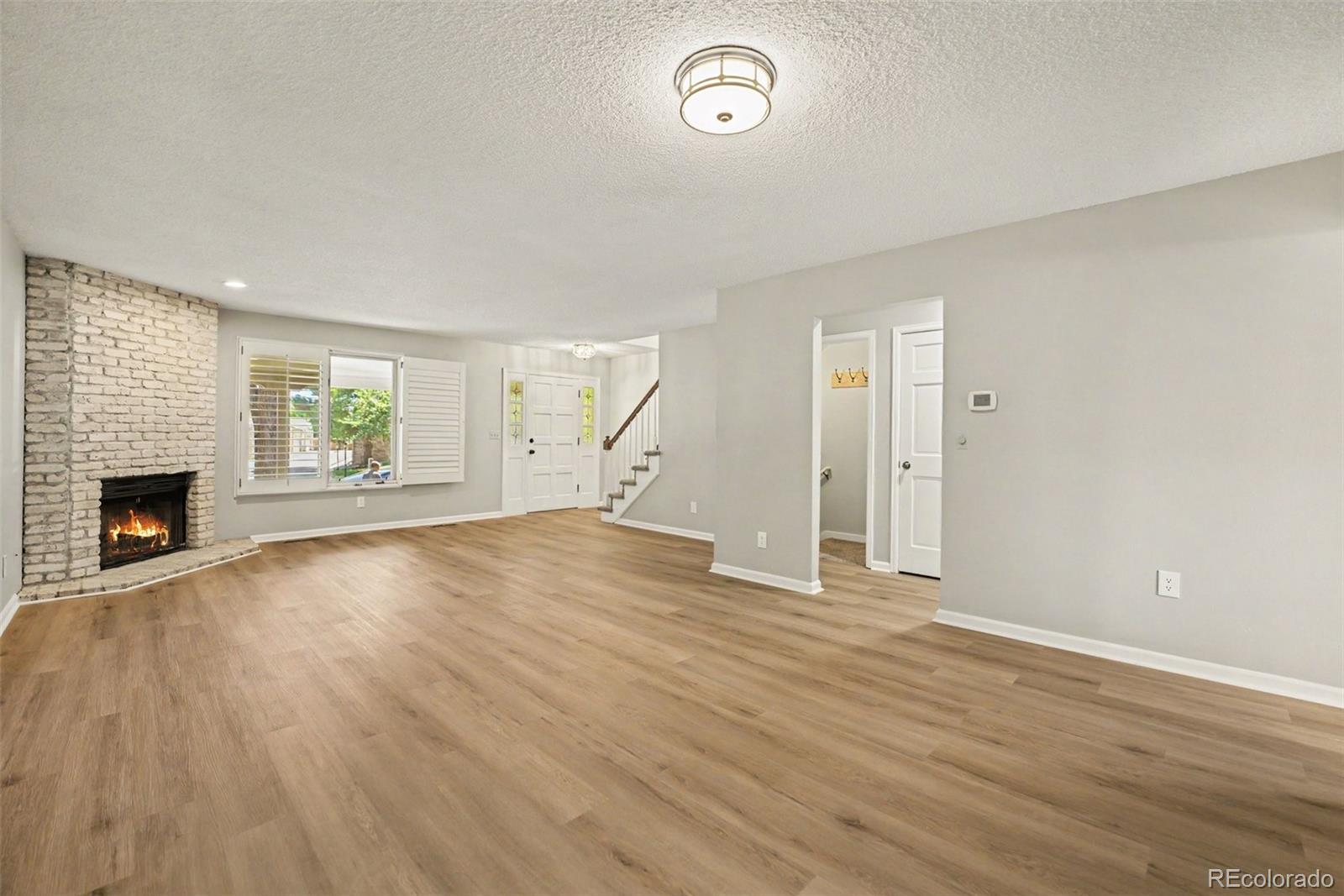 MLS Image #4 for 7590 s cove circle,littleton, Colorado
