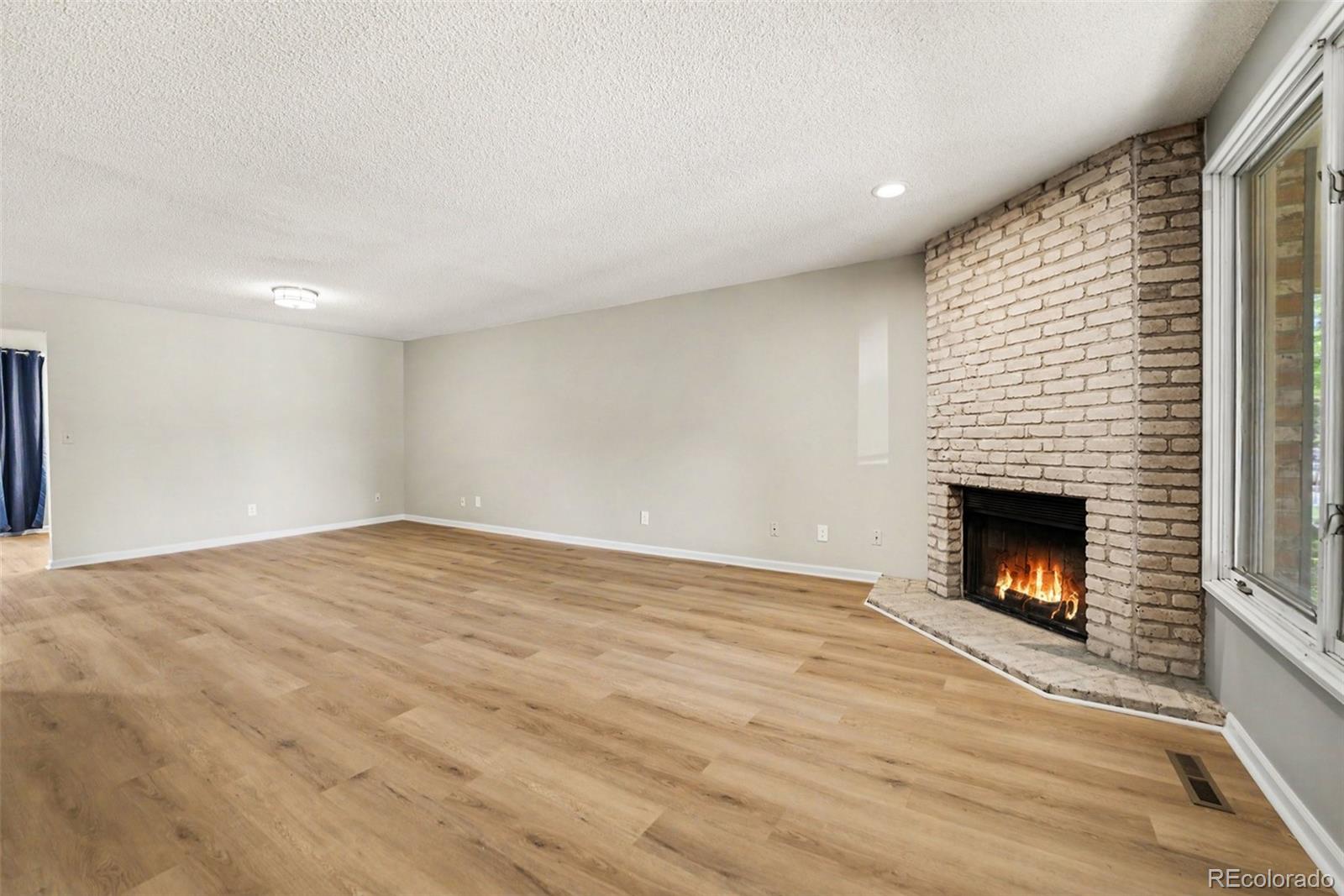 MLS Image #6 for 7590 s cove circle,littleton, Colorado