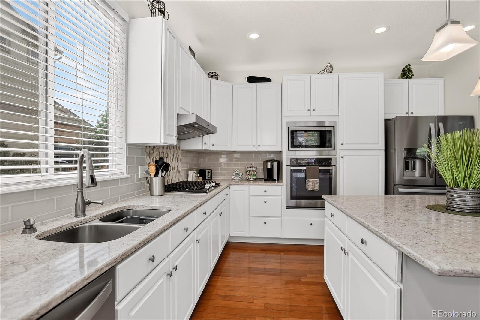 MLS Image #9 for 20737 e fair lane,aurora, Colorado