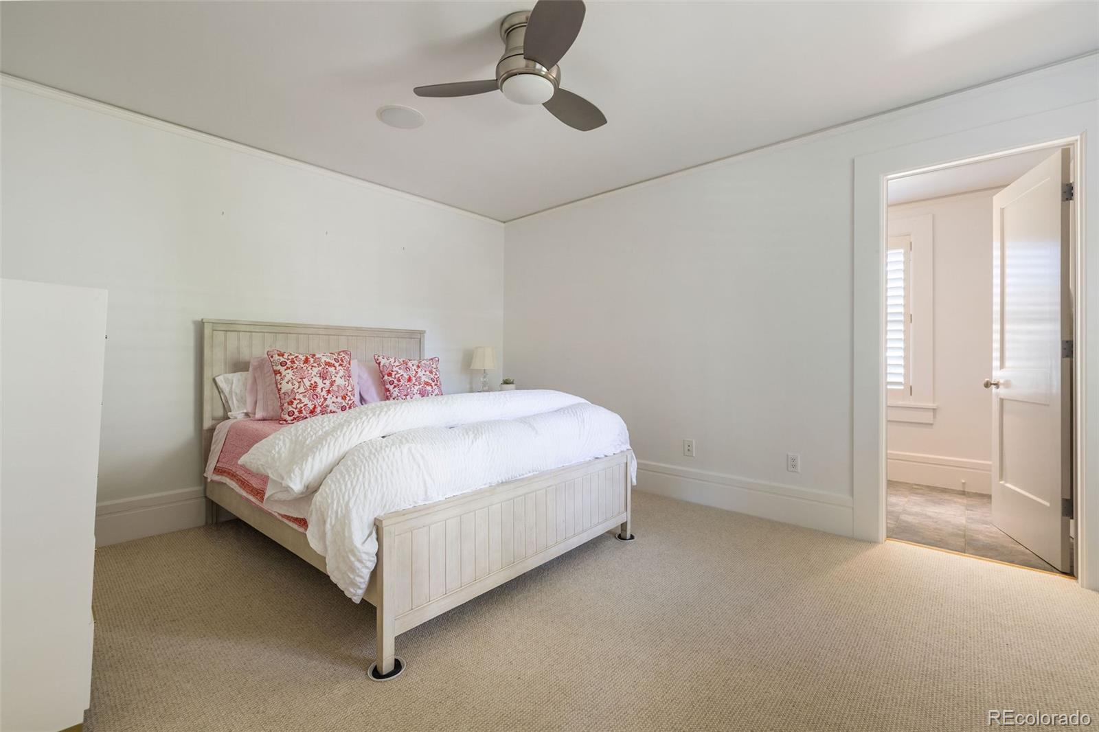 MLS Image #24 for 101 s ash street,denver, Colorado