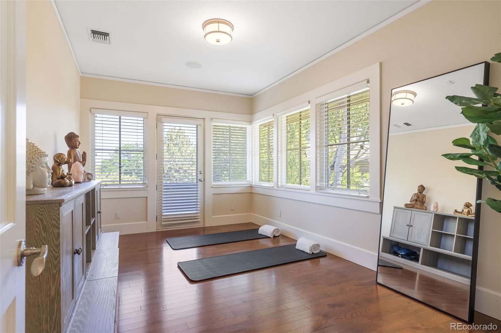 MLS Image #31 for 101 s ash street,denver, Colorado