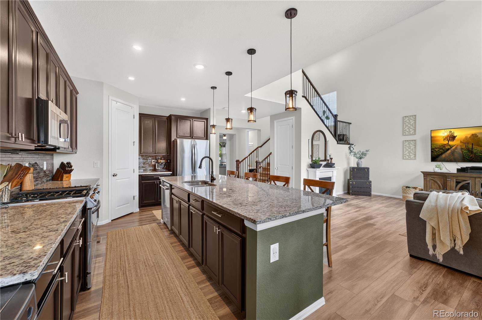 MLS Image #10 for 963  chokecherry court,elizabeth, Colorado
