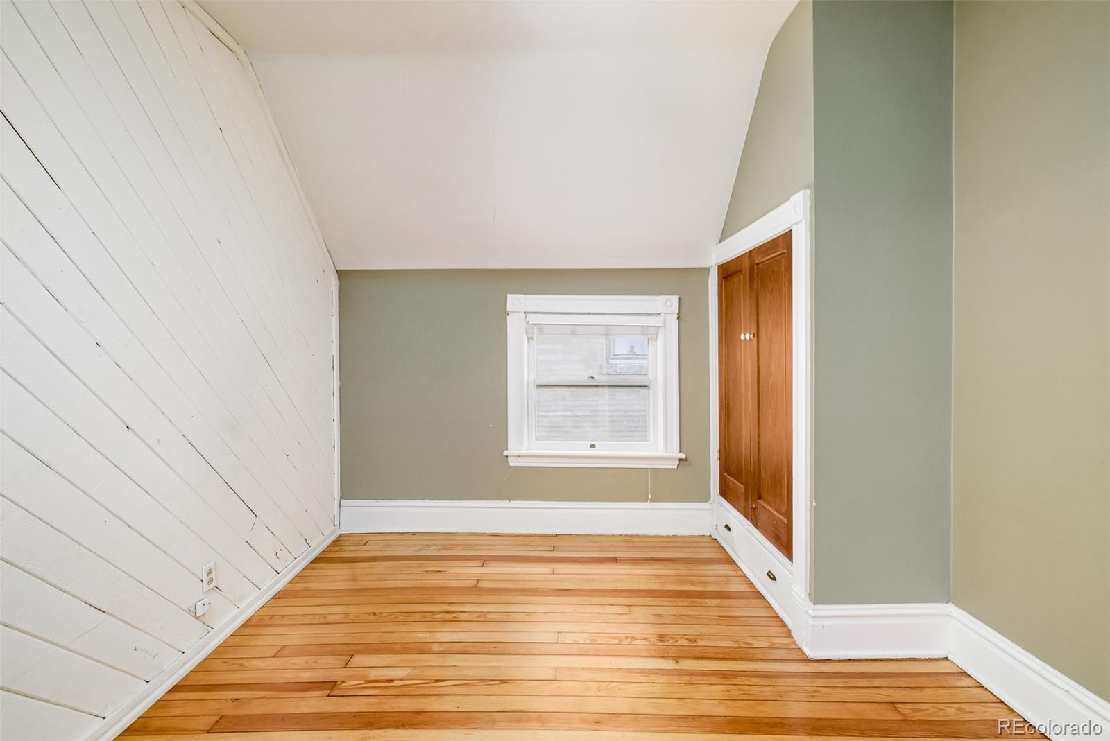 MLS Image #31 for 1041 n corona street,denver, Colorado