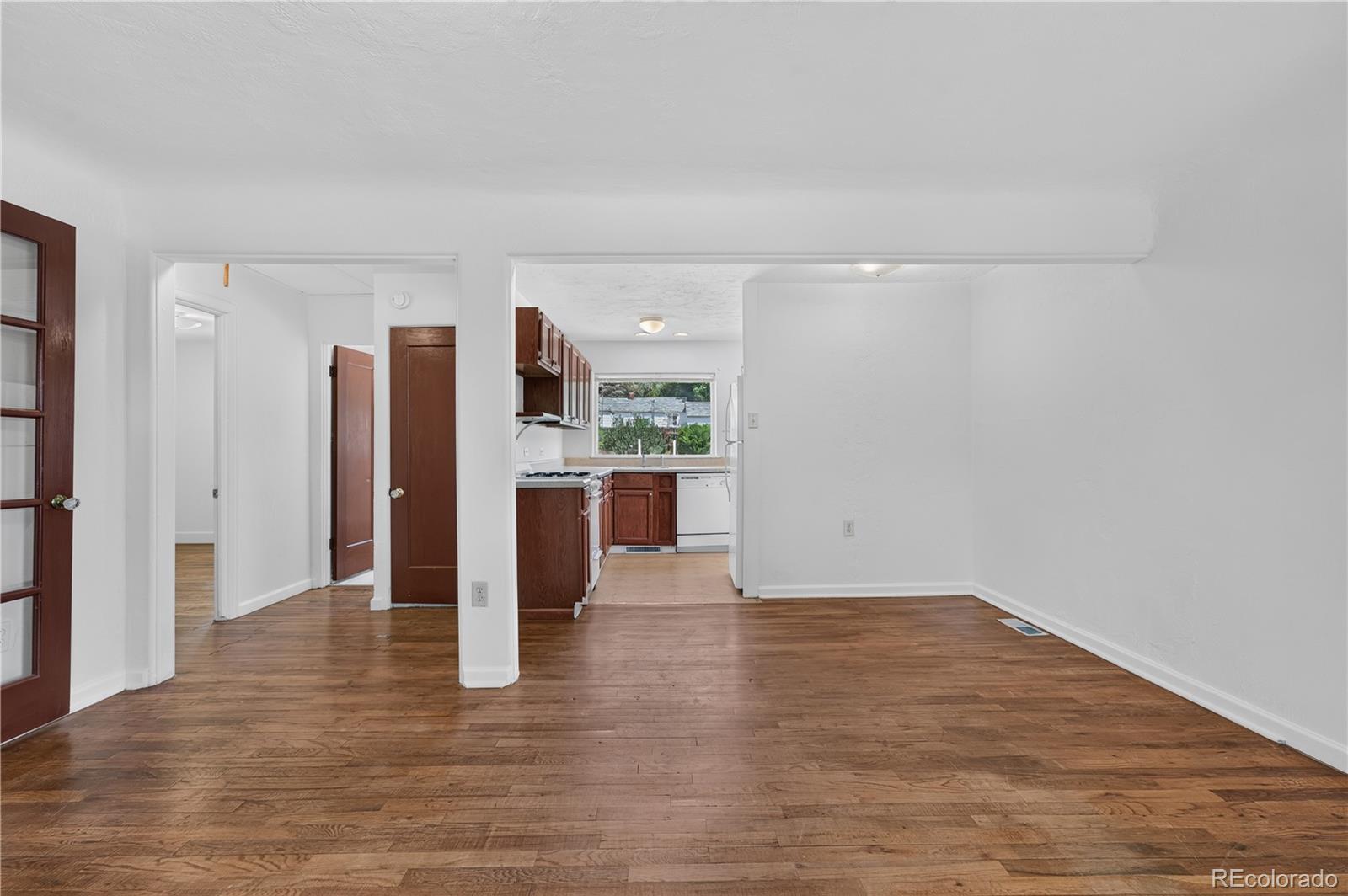 MLS Image #14 for 4396 s huron street,englewood, Colorado