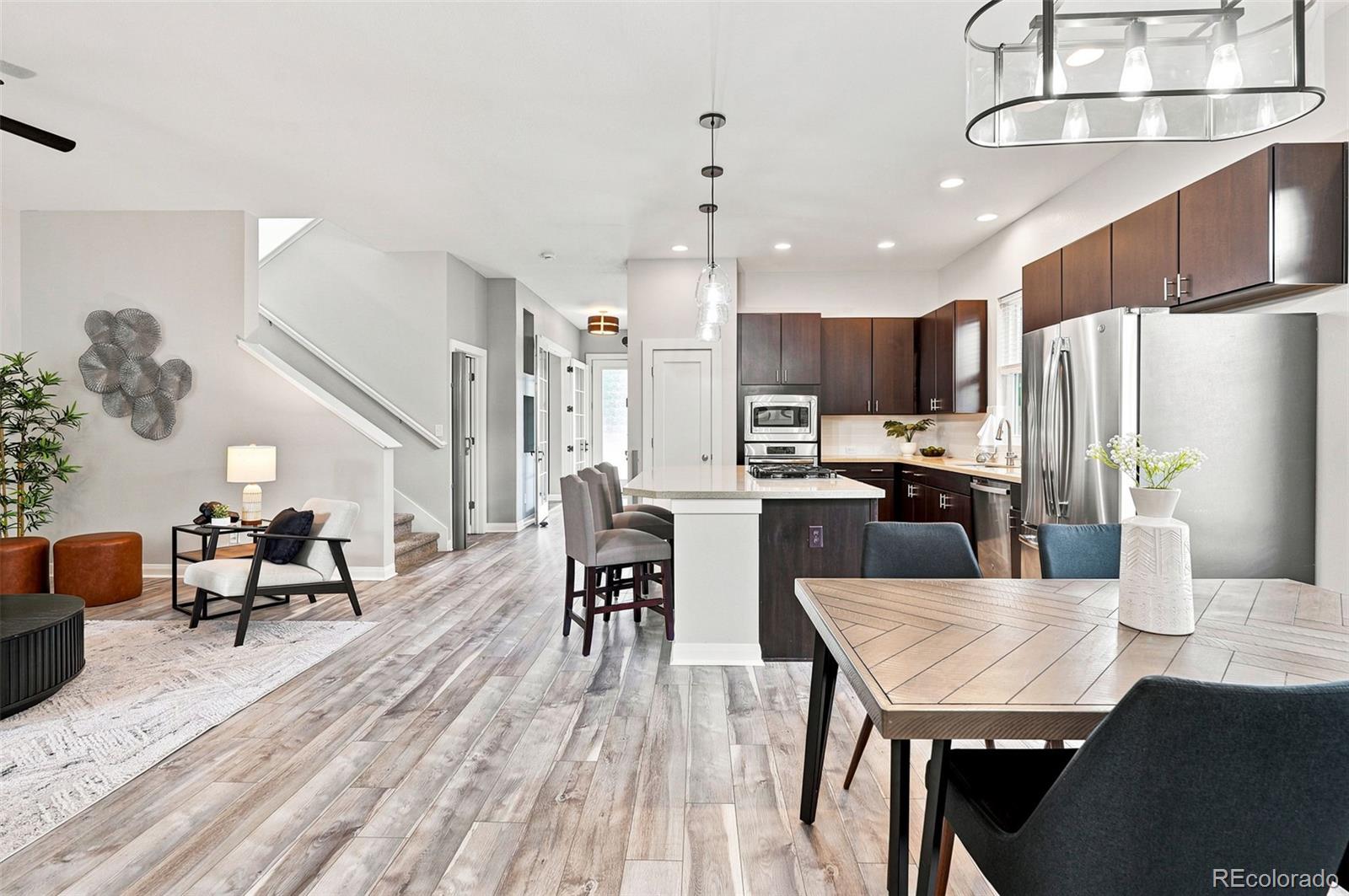 MLS Image #17 for 6715  raritan drive,denver, Colorado