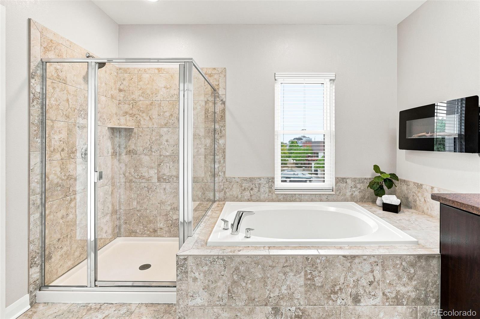 MLS Image #32 for 6715  raritan drive,denver, Colorado