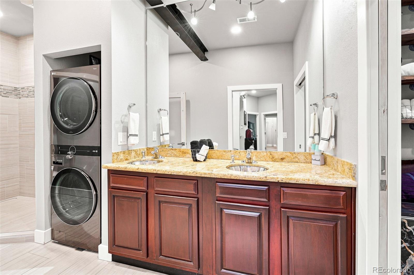 MLS Image #42 for 6715  raritan drive,denver, Colorado