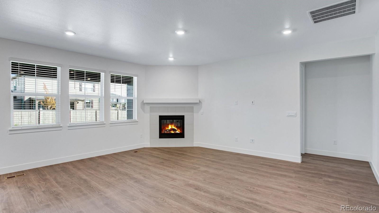 MLS Image #6 for 1482  westport avenue,berthoud, Colorado