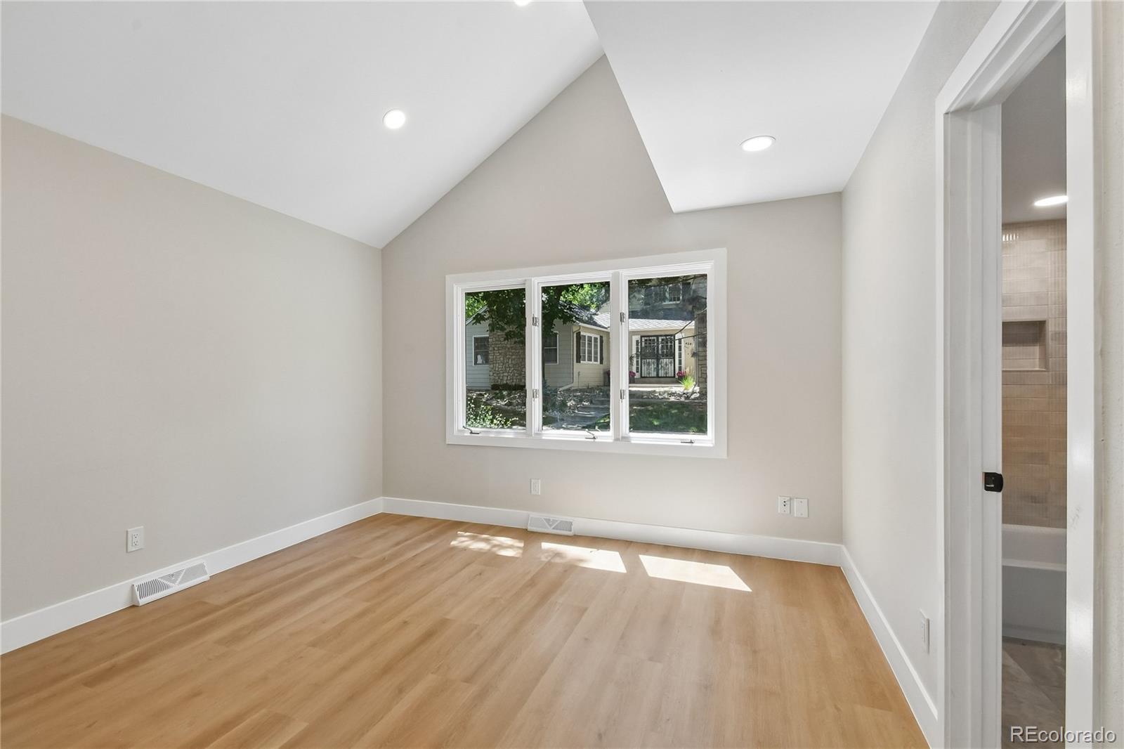 MLS Image #11 for 4505 s yosemite street,denver, Colorado