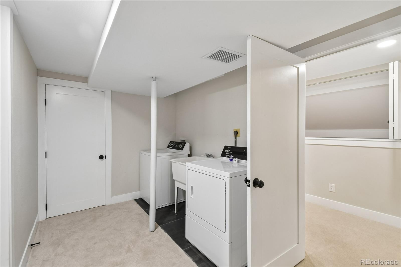 MLS Image #16 for 4505 s yosemite street,denver, Colorado