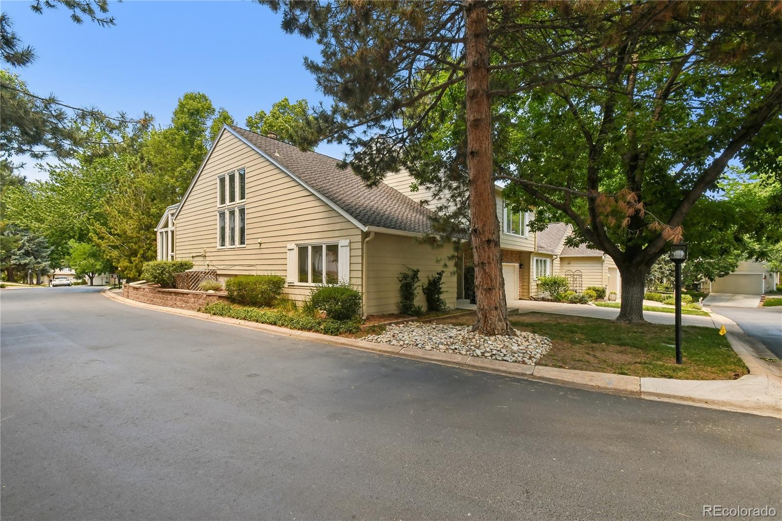 MLS Image #25 for 4505 s yosemite street,denver, Colorado