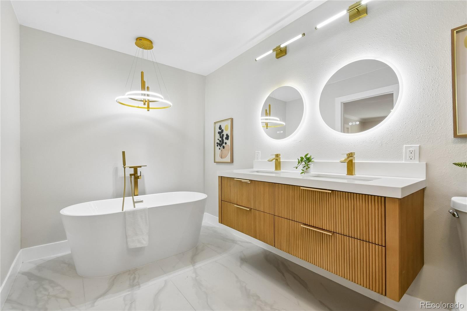 MLS Image #9 for 4505 s yosemite street,denver, Colorado