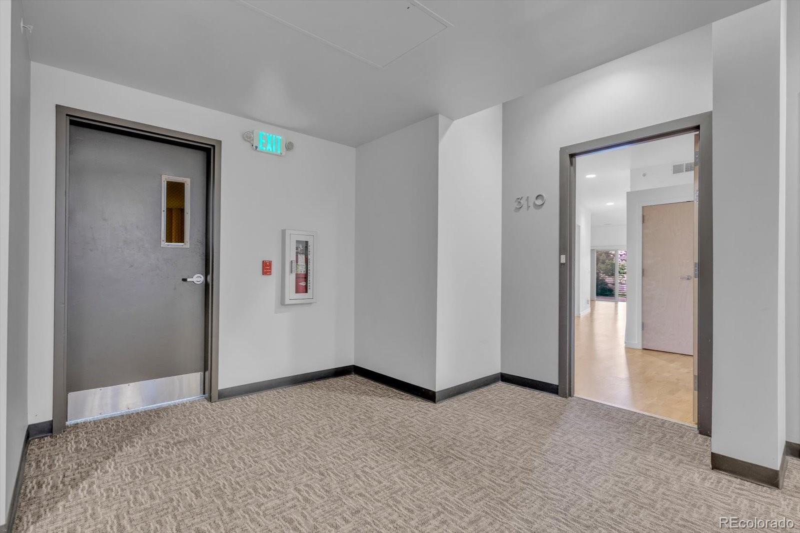MLS Image #4 for 1053 w century drive,louisville, Colorado