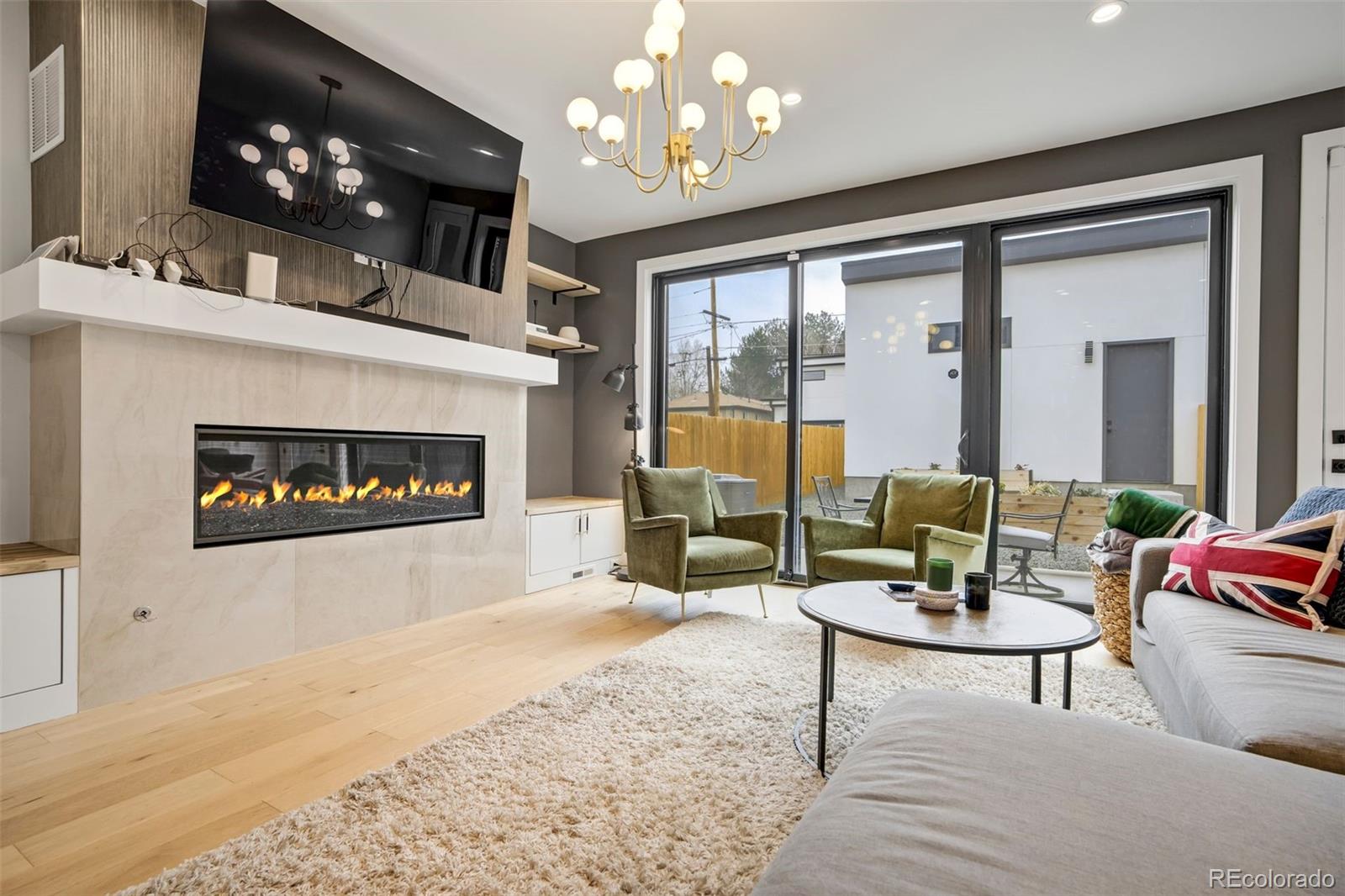 MLS Image #10 for 2526 s lincoln street ,denver, Colorado