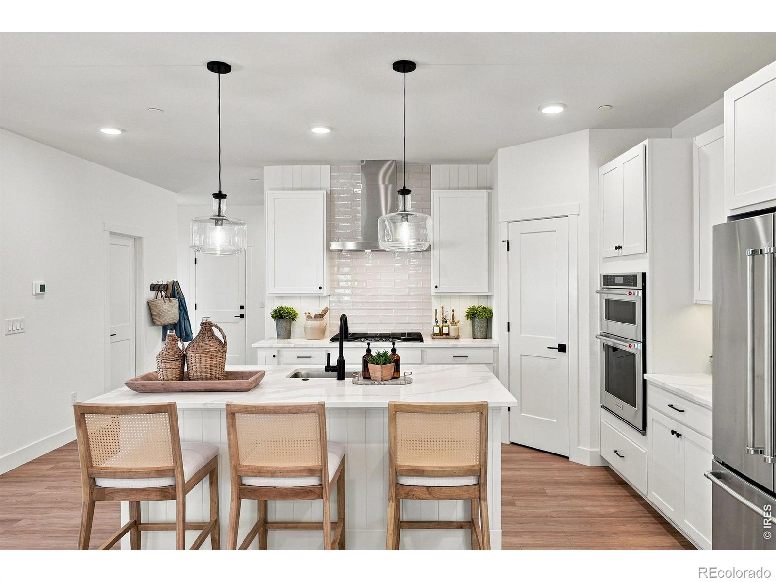MLS Image #11 for 239  washington street,erie, Colorado