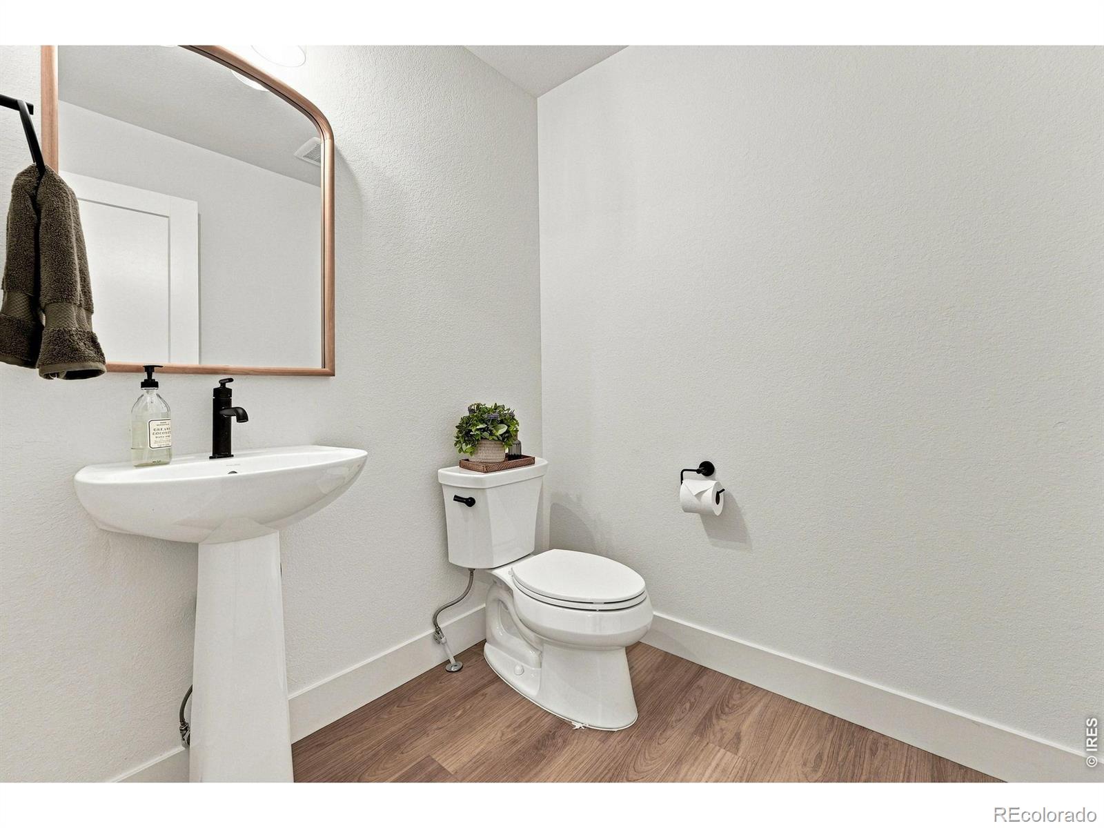 MLS Image #16 for 239  washington street,erie, Colorado