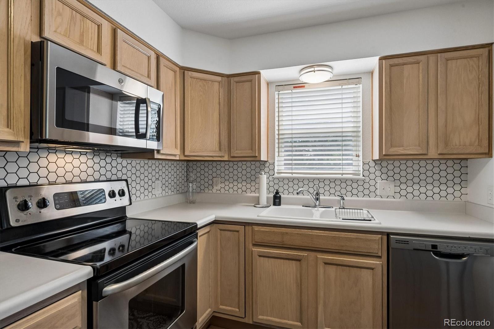 MLS Image #5 for 1880 s cole street b8,denver, Colorado