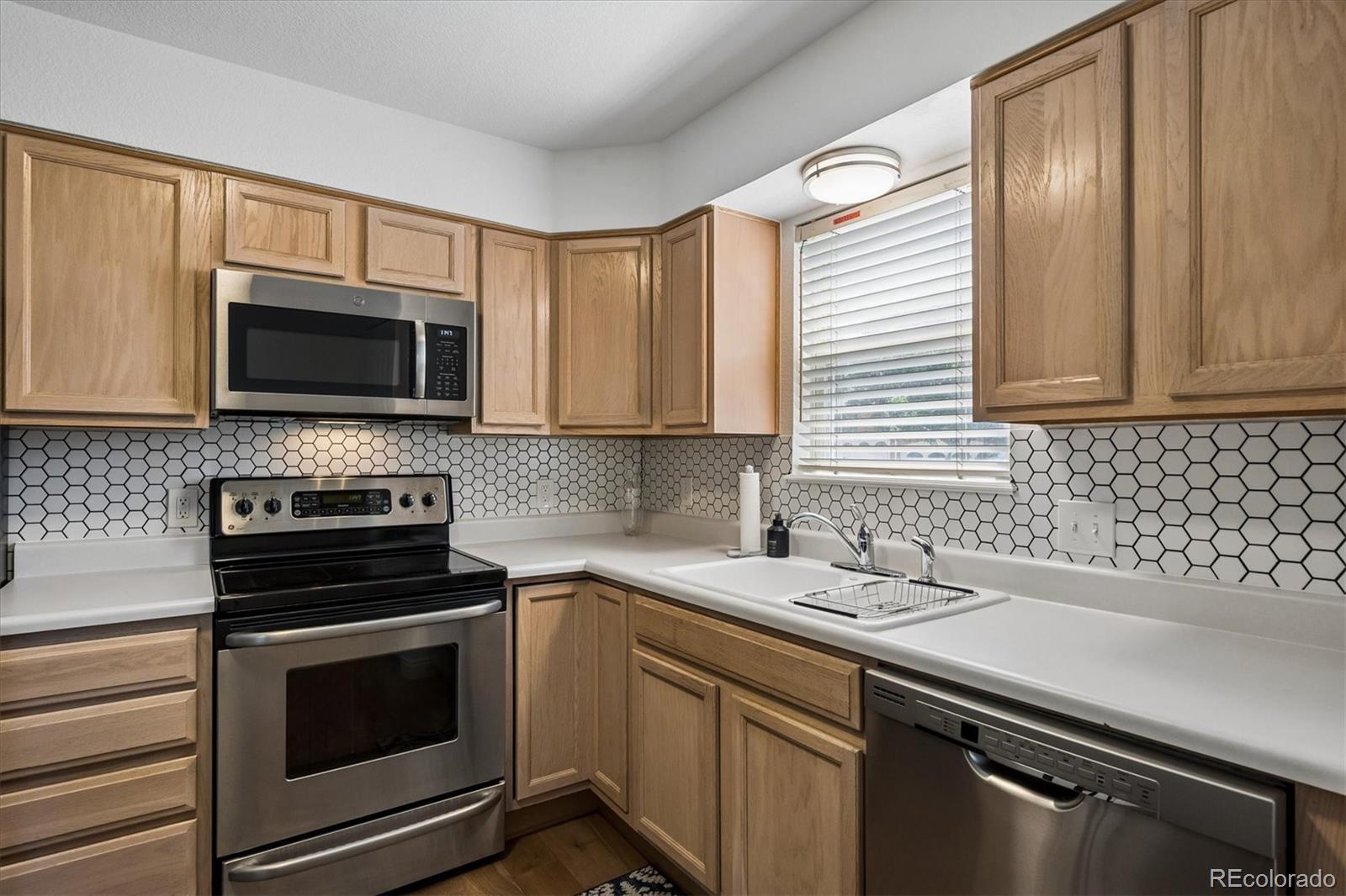 MLS Image #6 for 1880 s cole street b8,denver, Colorado