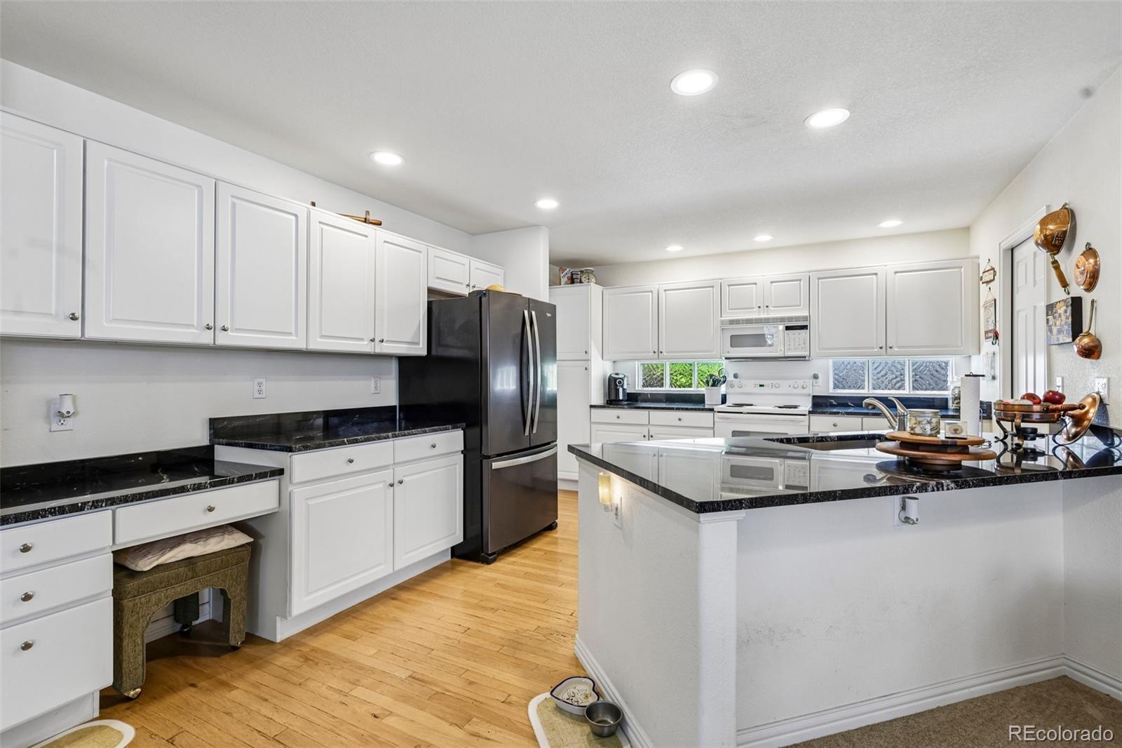 MLS Image #9 for 1011 s valentia street,denver, Colorado