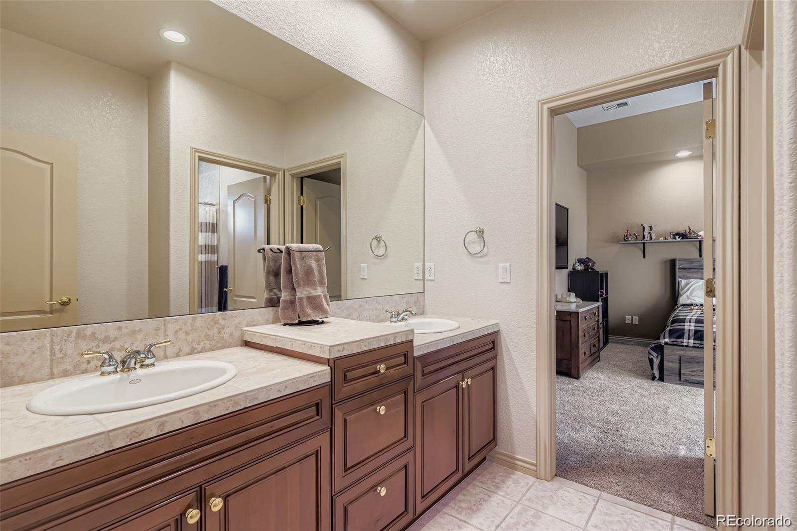 MLS Image #31 for 9410 s silent hills drive,lone tree, Colorado