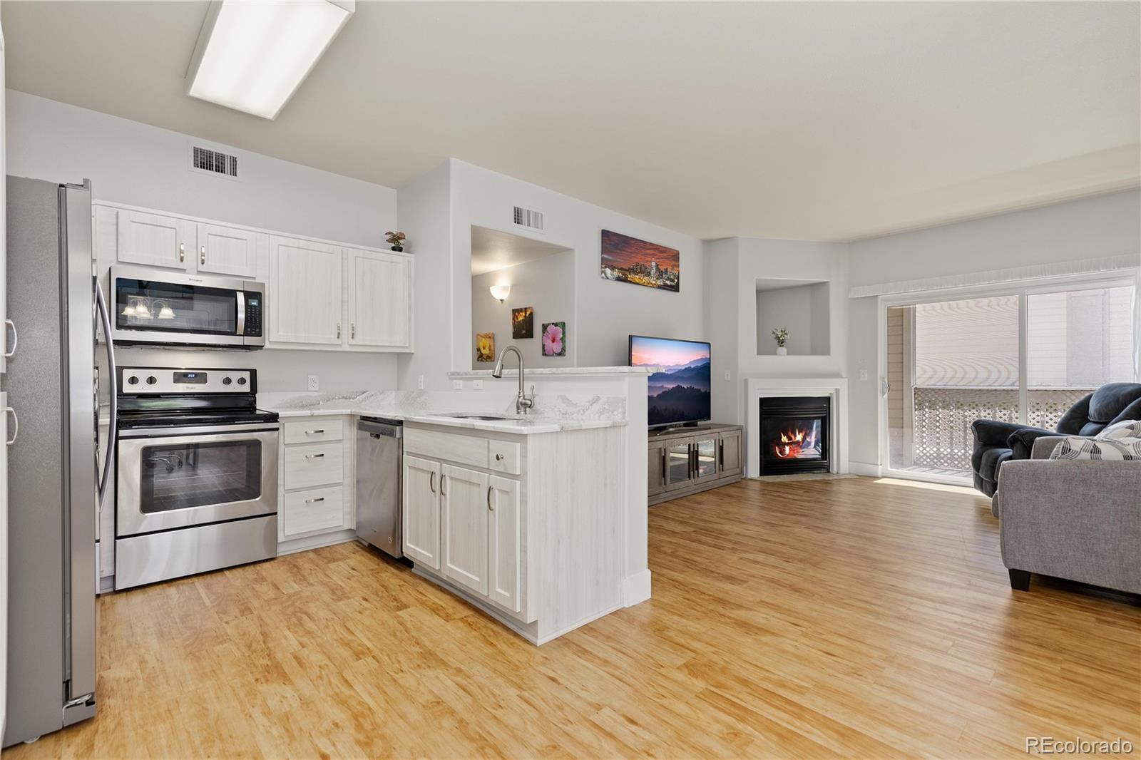 MLS Image #5 for 1128  opal street 102,broomfield, Colorado