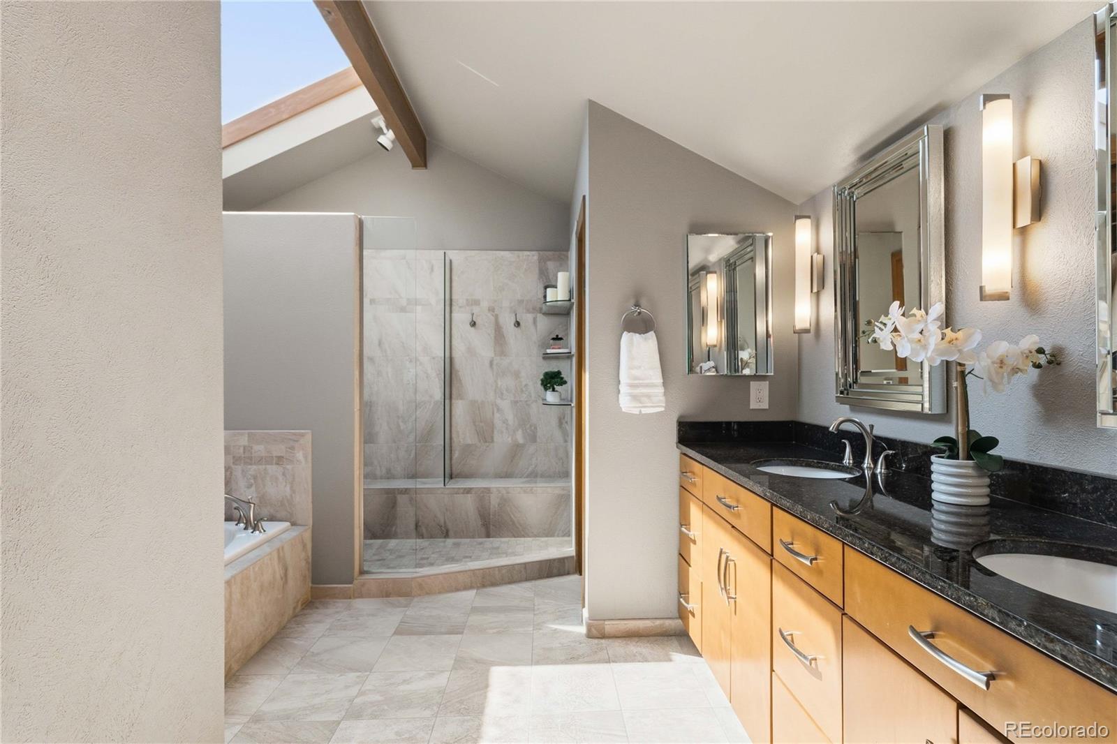 MLS Image #20 for 7807 s forest street,centennial, Colorado
