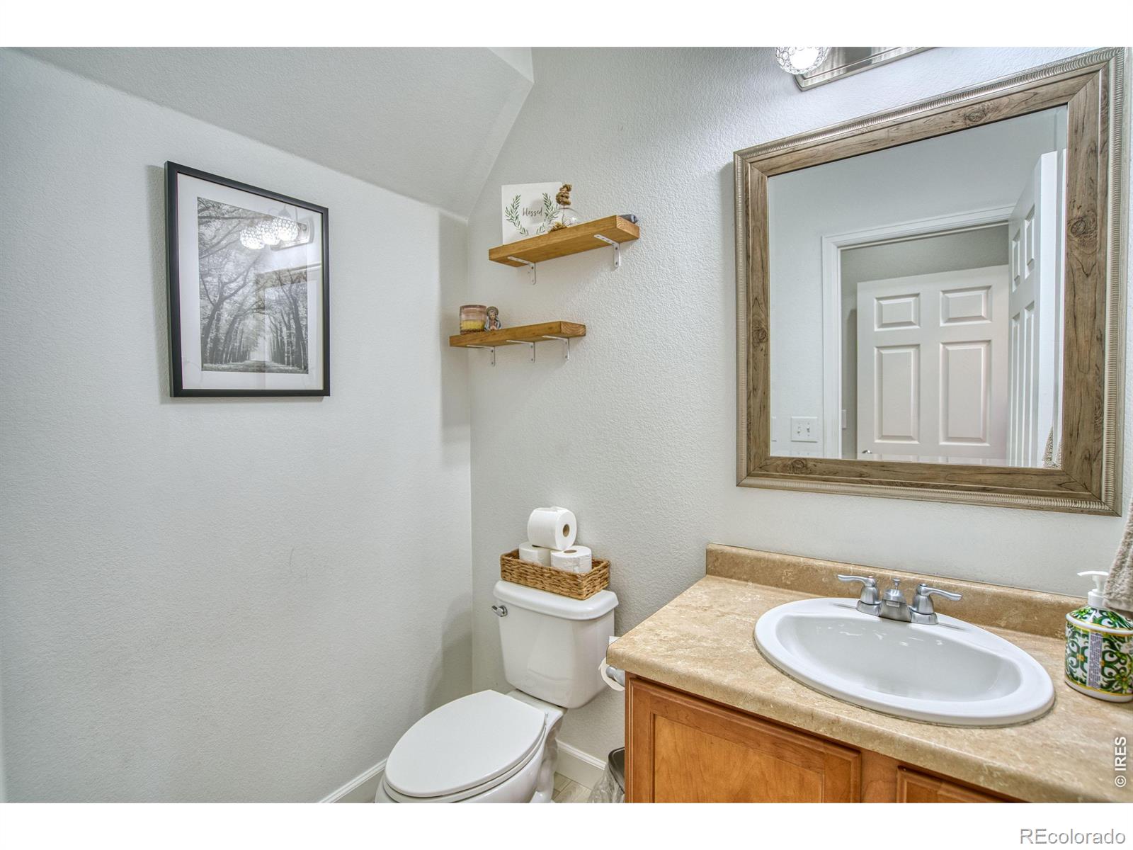 MLS Image #17 for 1667  kelmsley court,windsor, Colorado