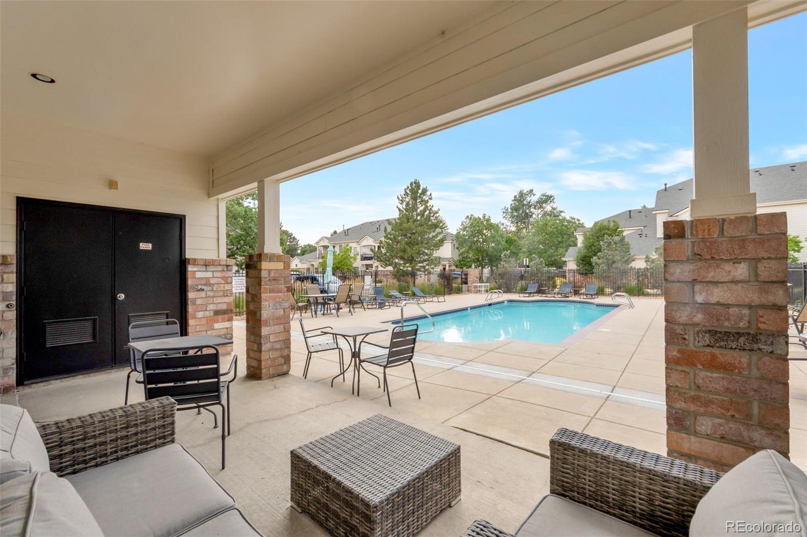 MLS Image #15 for 1161 s alton street,denver, Colorado