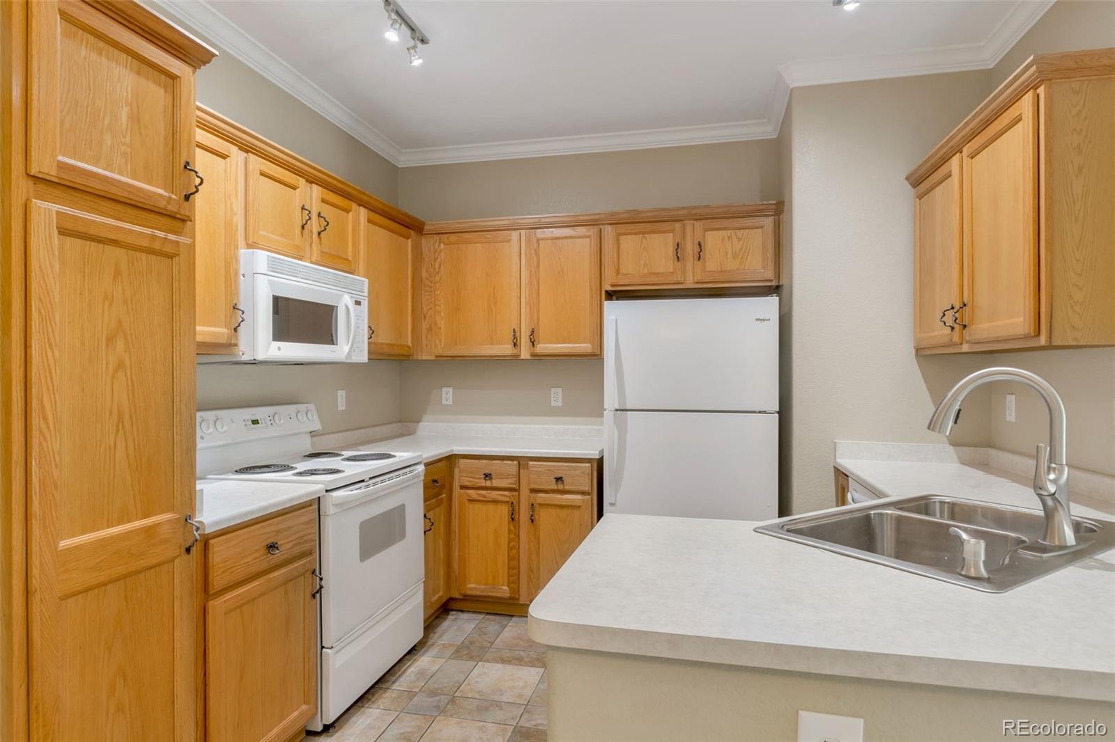 MLS Image #3 for 1161 s alton street,denver, Colorado