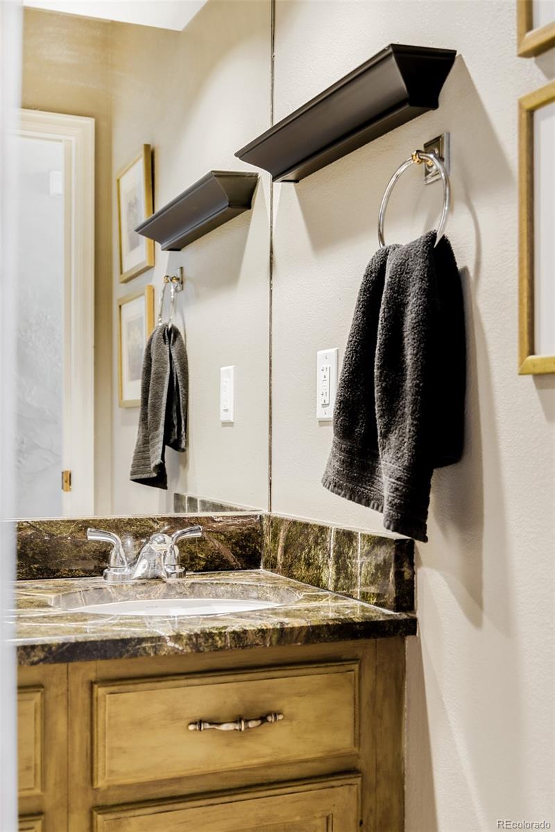MLS Image #8 for 8475 w fairview avenue,littleton, Colorado