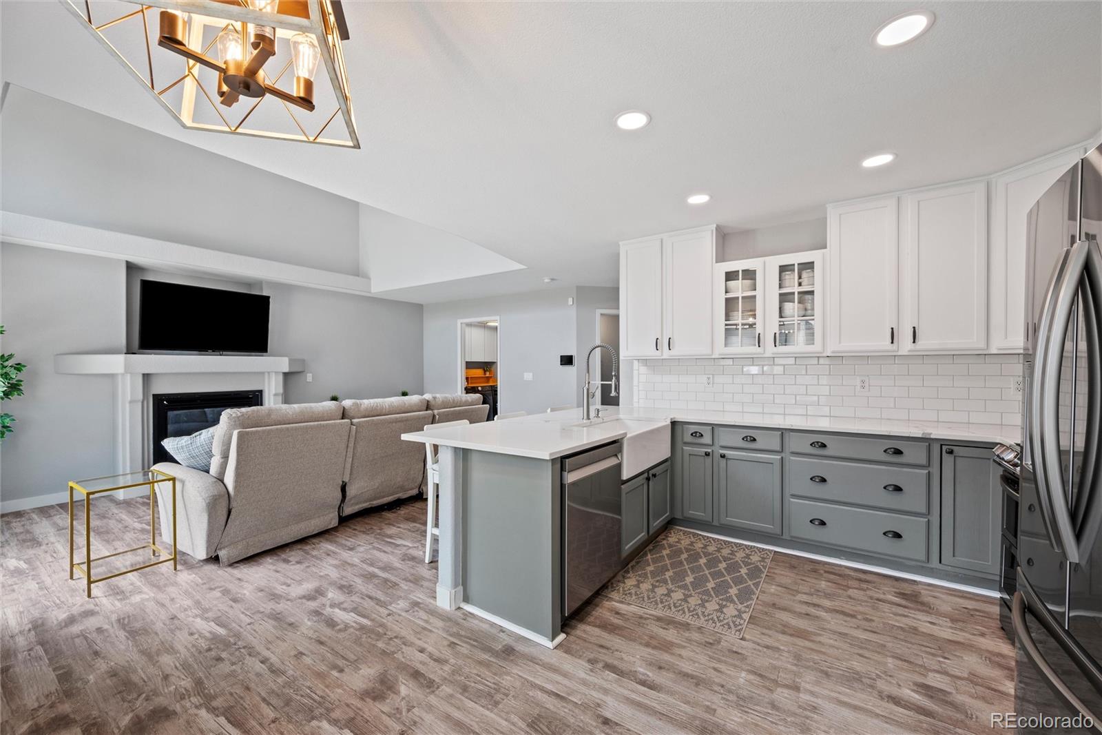 MLS Image #10 for 5064  durham court,denver, Colorado