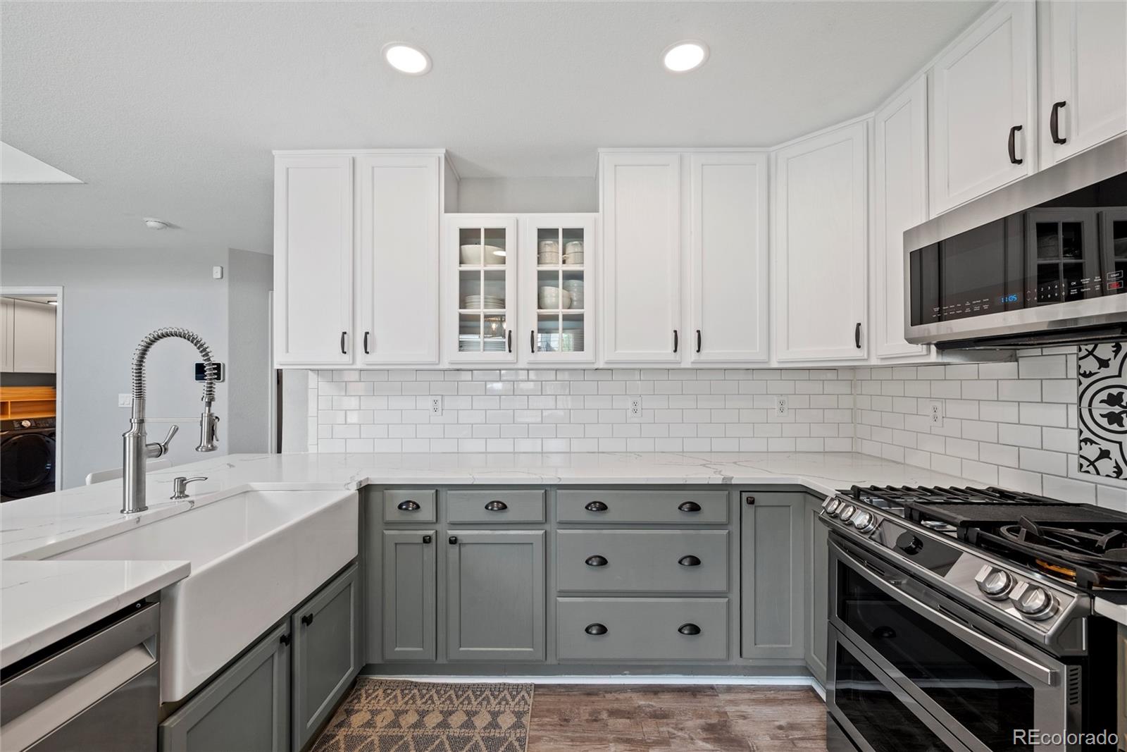 MLS Image #11 for 5064  durham court,denver, Colorado