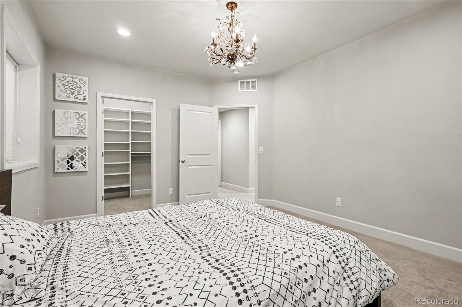 MLS Image #21 for 6421  village lane,centennial, Colorado