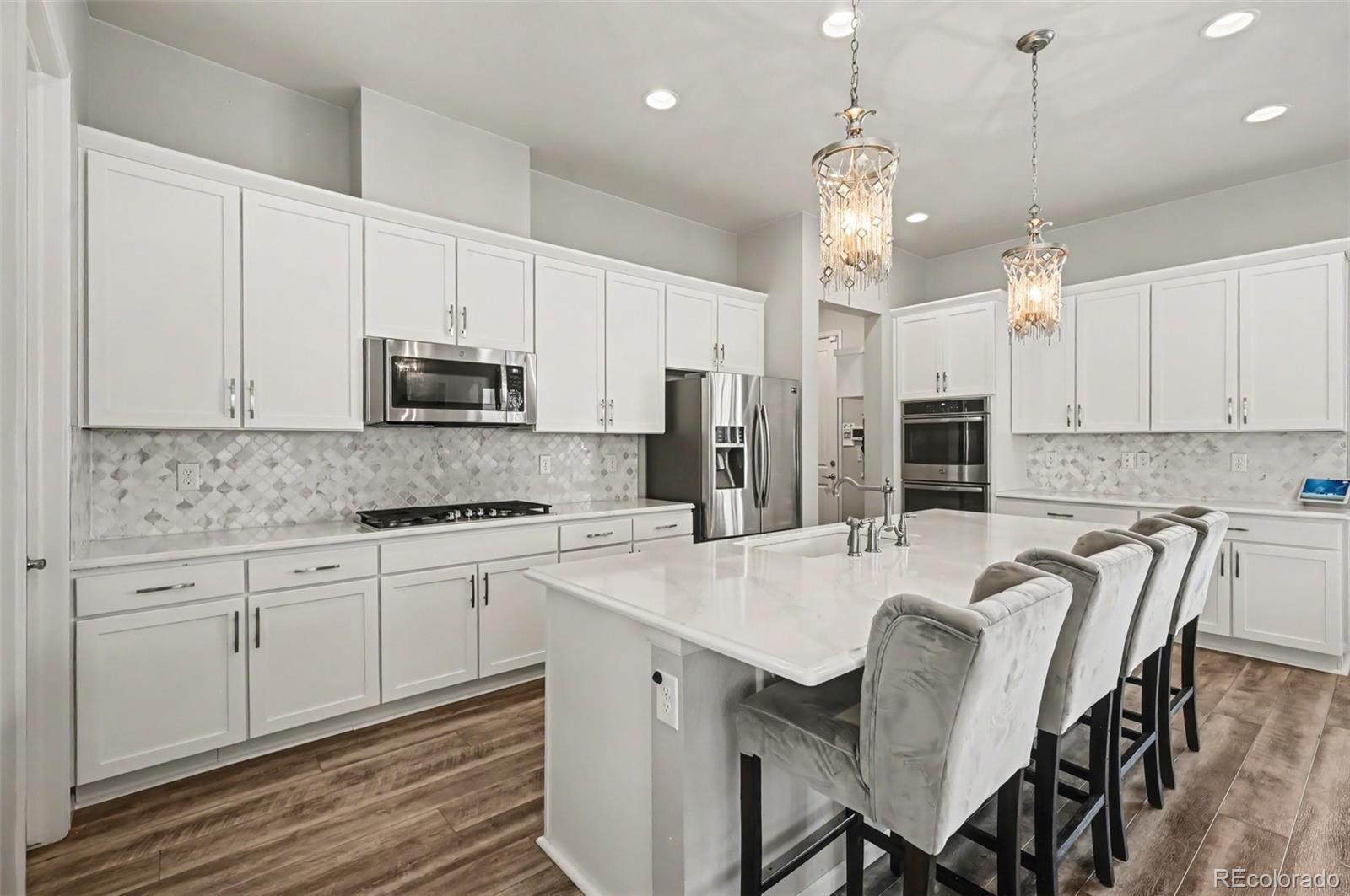 MLS Image #28 for 6421  village lane,centennial, Colorado