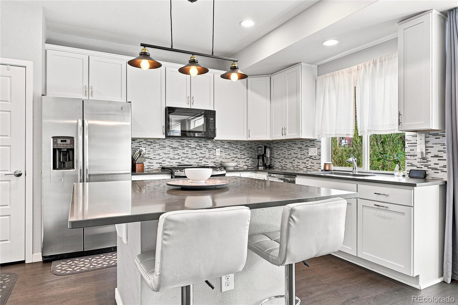 MLS Image #3 for 20084 e 48th drive,denver, Colorado