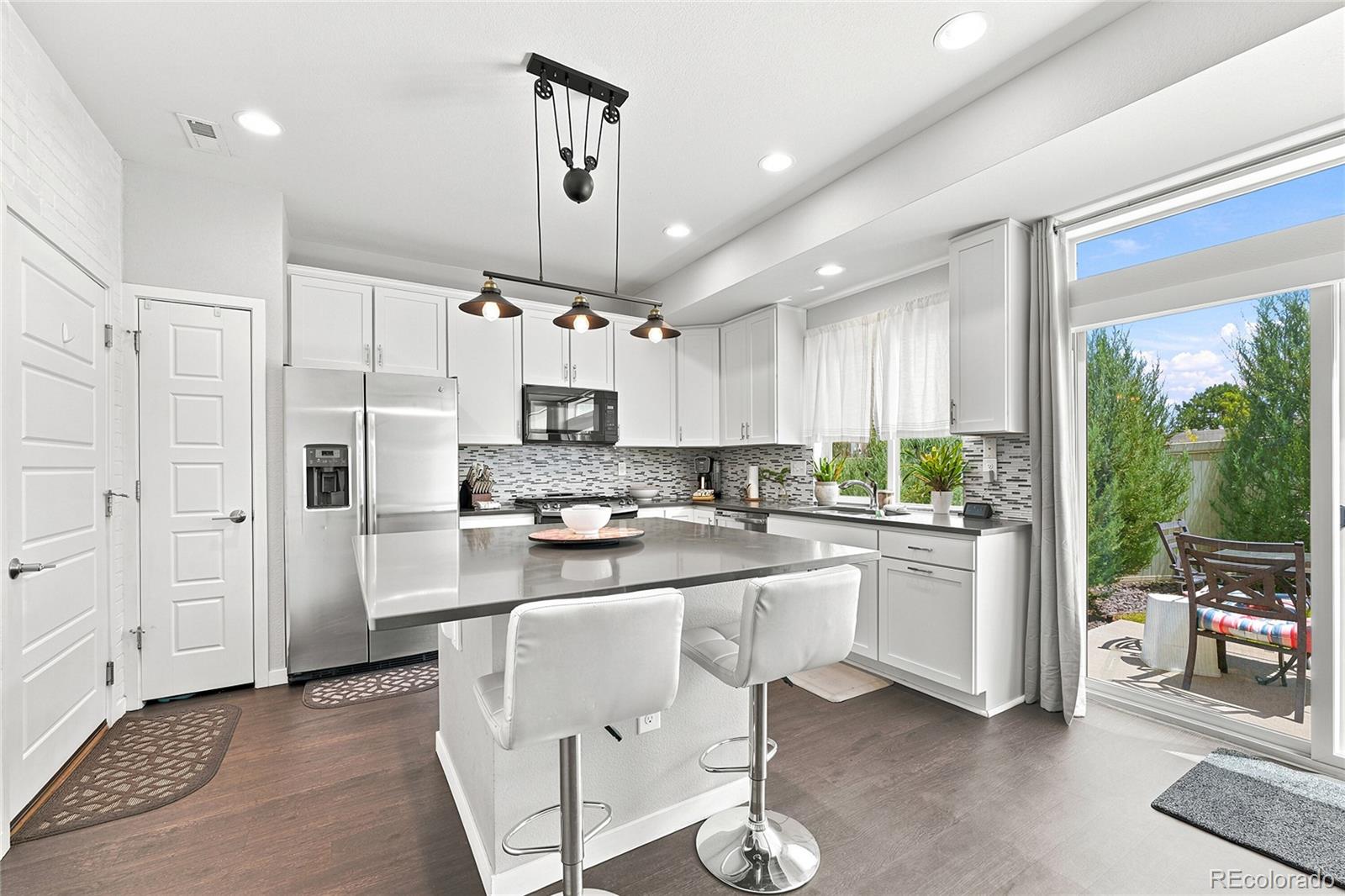 MLS Image #4 for 20084 e 48th drive,denver, Colorado