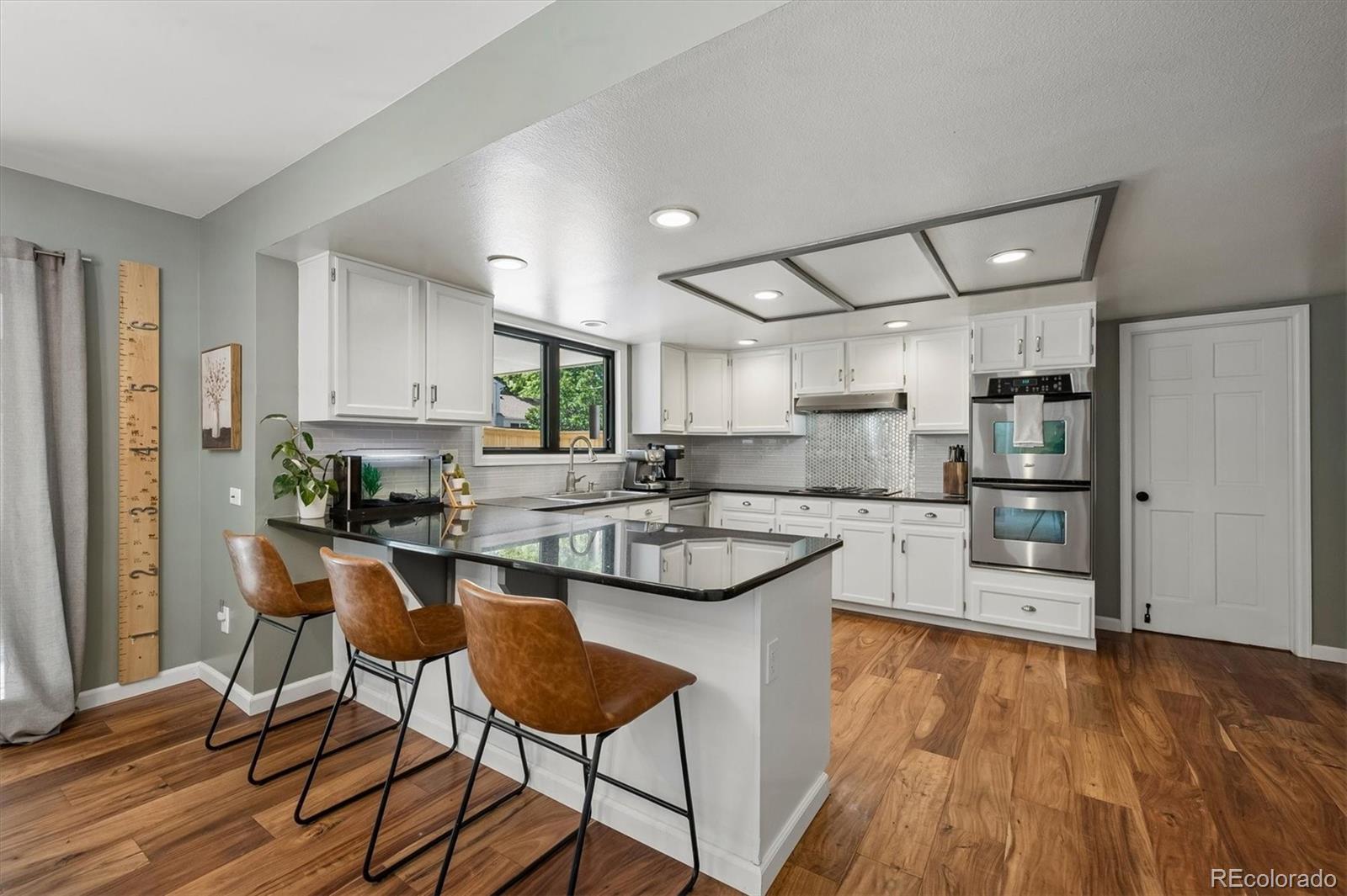 MLS Image #6 for 7552 s emerson circle,littleton, Colorado