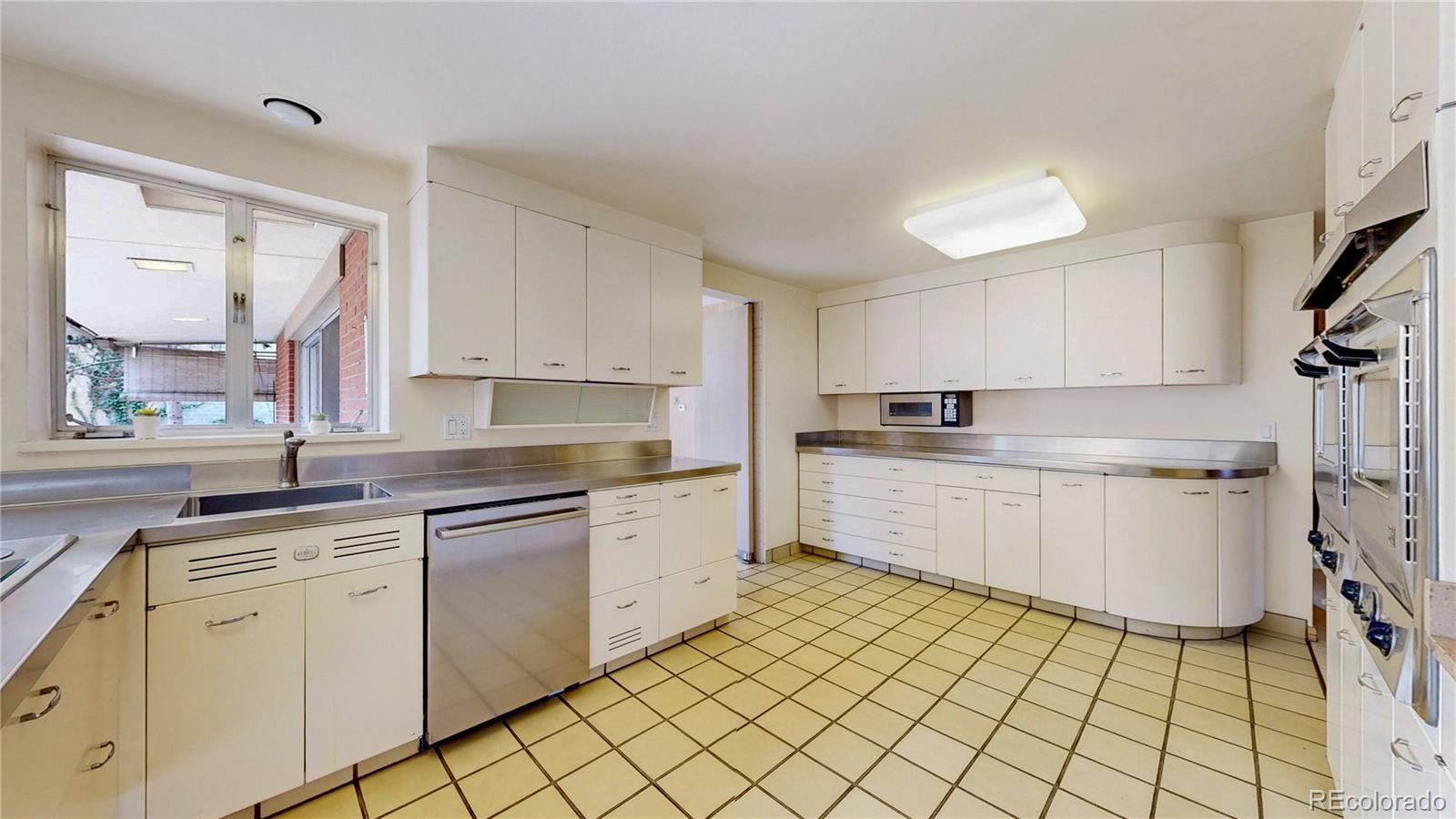 MLS Image #11 for 340  clermont st pkwy,denver, Colorado