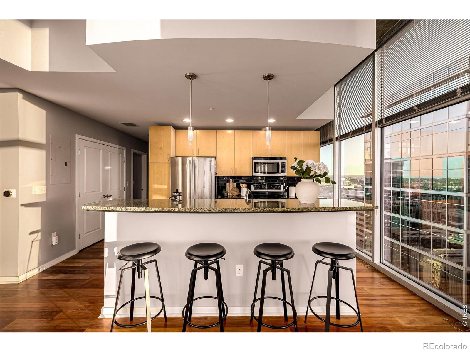 MLS Image #16 for 1700  bassett street,denver, Colorado